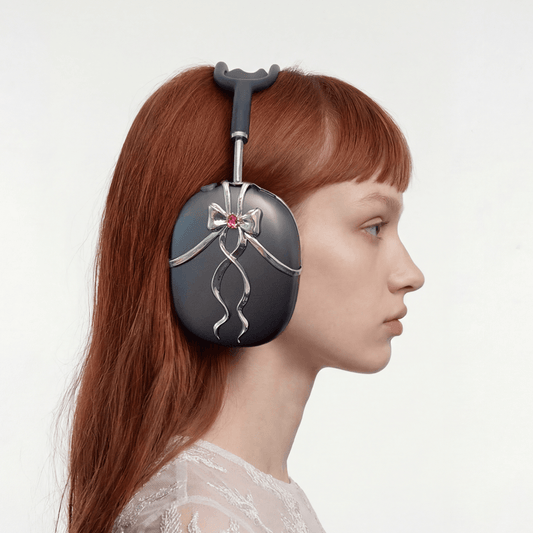 Gem Sculpted Ribbon Airpods Max Cover