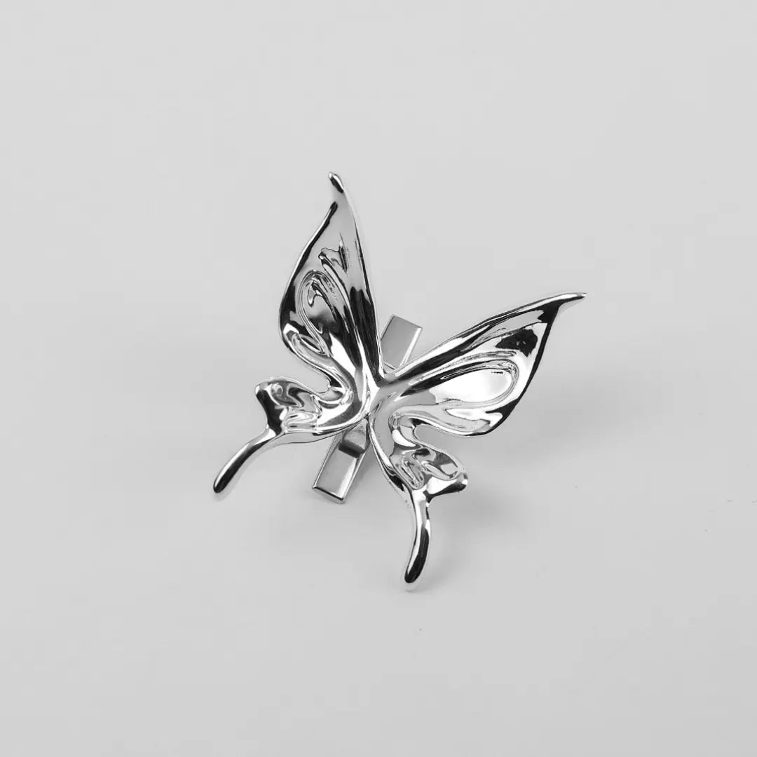 FLUTTER CLiP JEWELRY