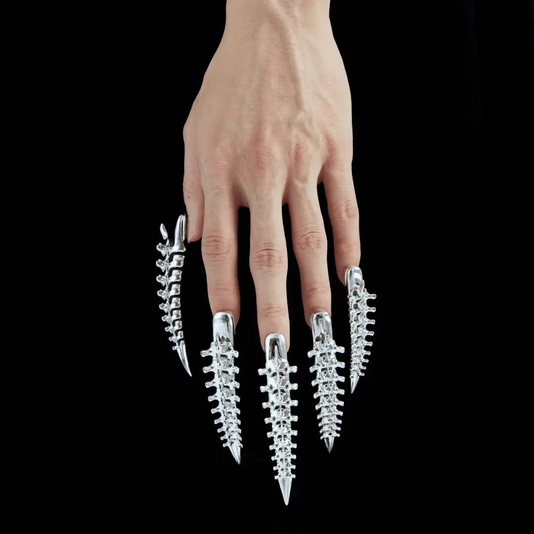 SHELL NAiLS