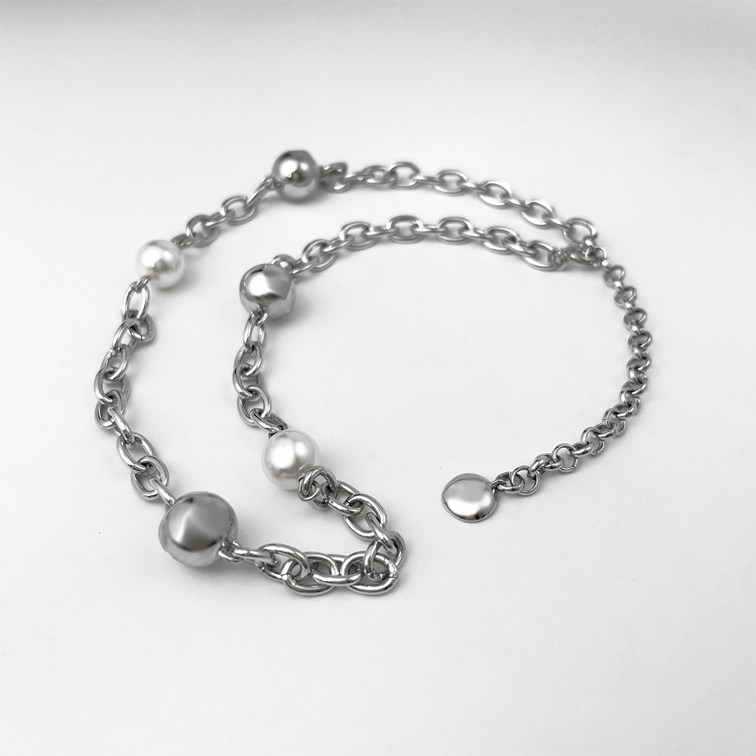 BALL NECKLACE