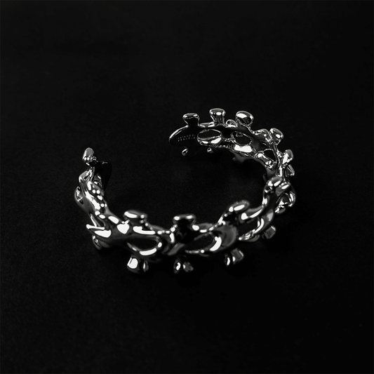 SPiNE BONE BRACELET