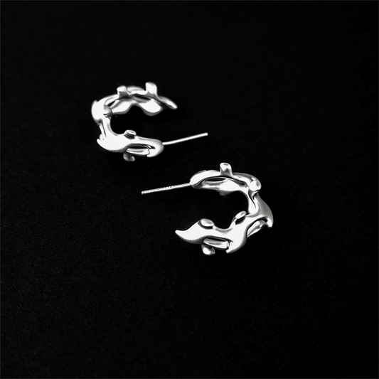 HOLLOW BONE STUD EARRiNGS