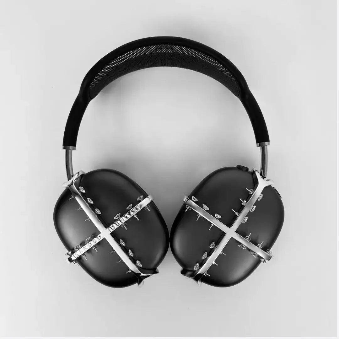 CROSS STUDDED AiRPODS MAX COVERS