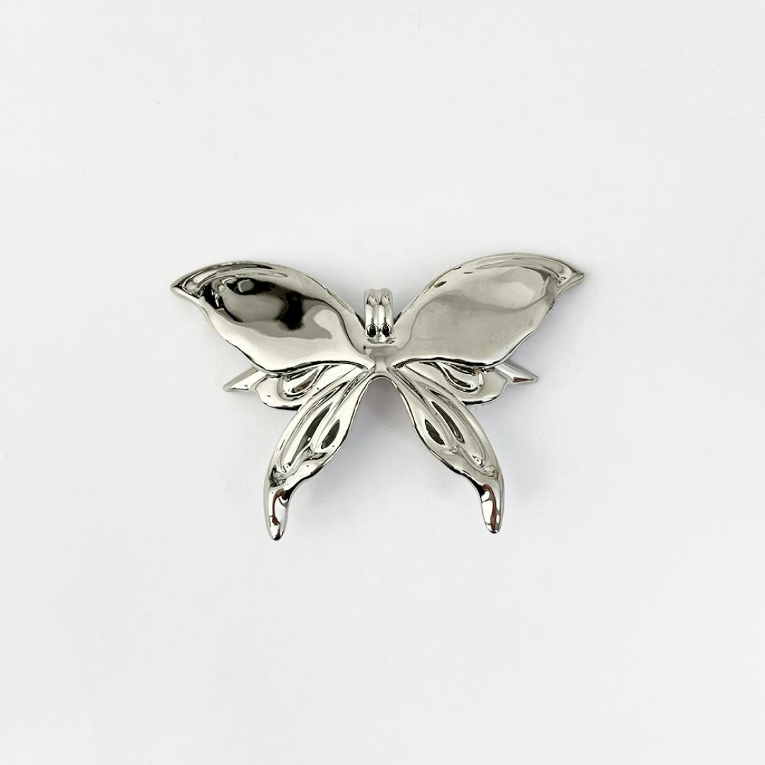 FLUTTER BAG CHARM