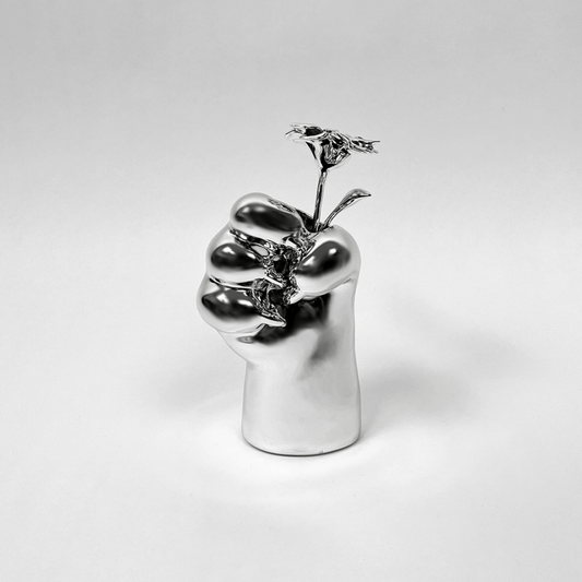 CAT PAW GRiP VASE
